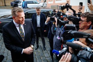 Komentář: Hajlování, bití partnerky. Taky se těšíte na nového ministra? - Seznam Zprávy